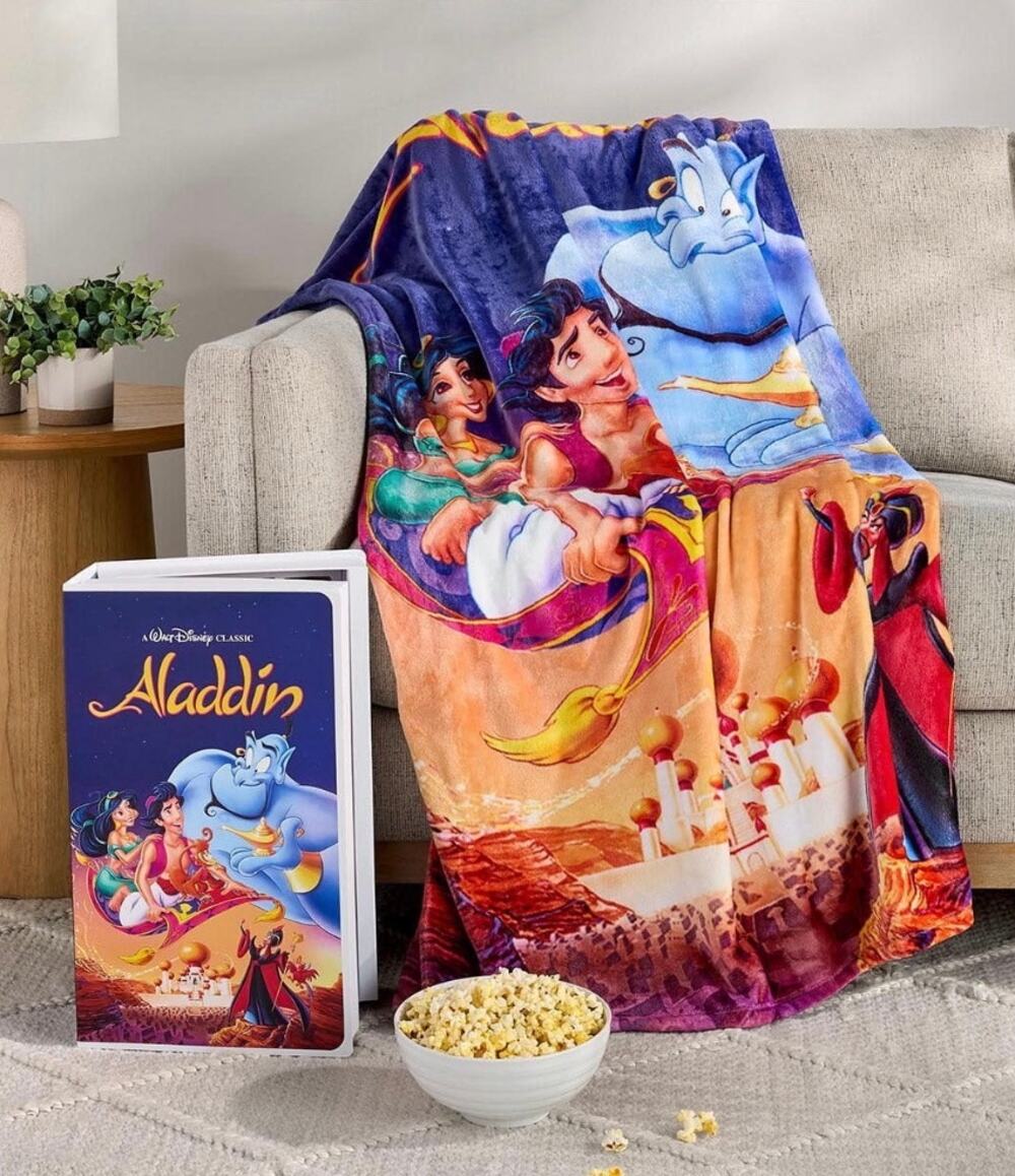 Disney Classic Aladdin VHS Boxed Sill Touch Throw: 50” X 70” NWT